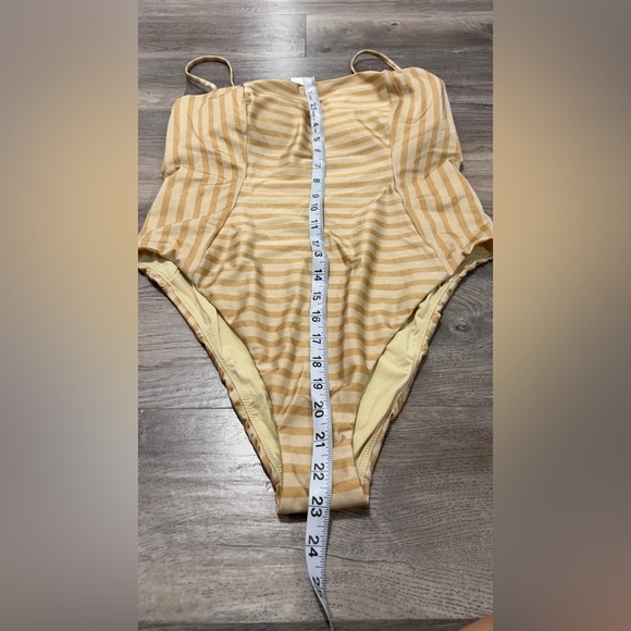 tigerlily verena sloane one piece swimsuit size L - Picture 12 of 15